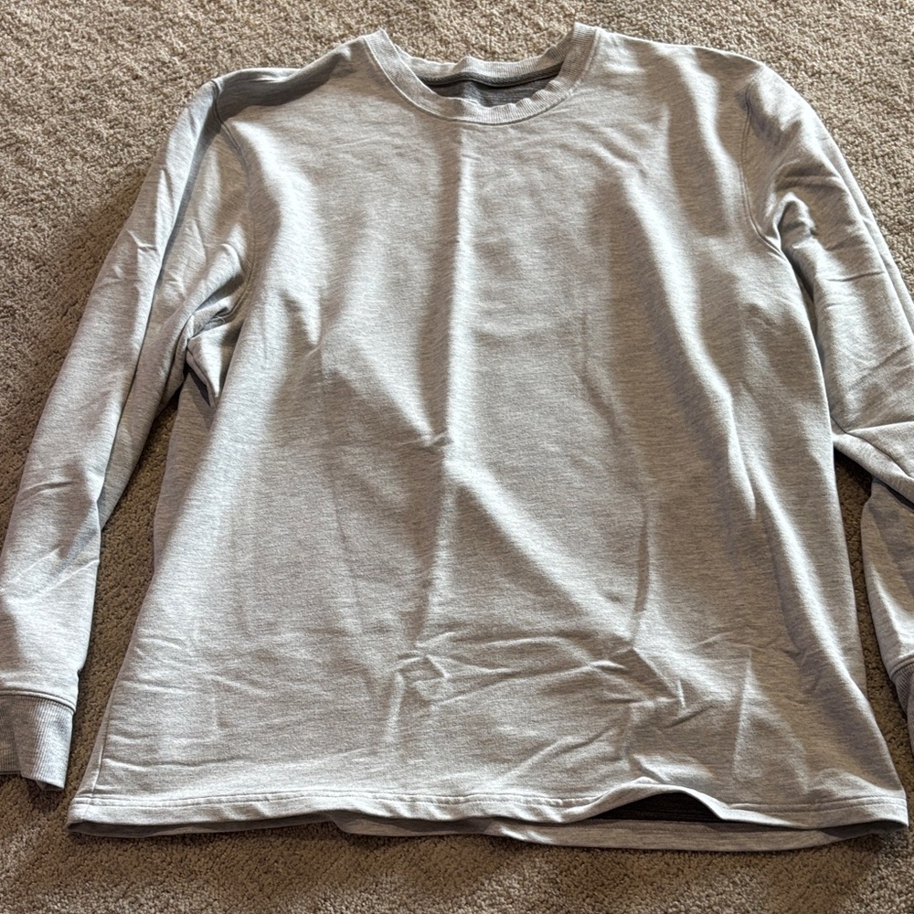 Classic Men's Long Sleeve Gray Tee